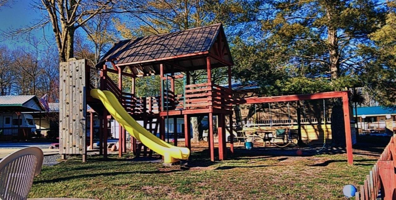 Timber Pointe Resort Jamestown Exterior foto